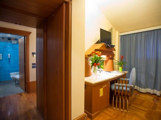 Фото Hotel Lombardia