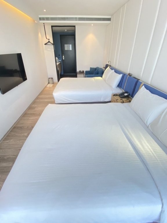 Фото Explore Hotel