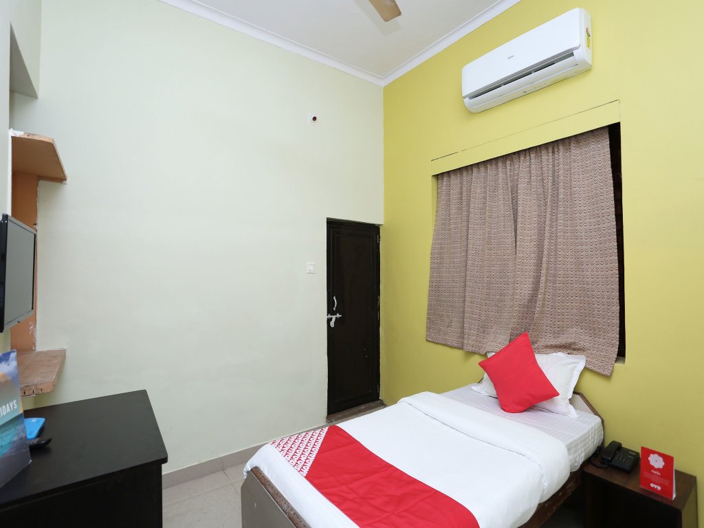 Фото Oyo 14711 Hotel Natraj