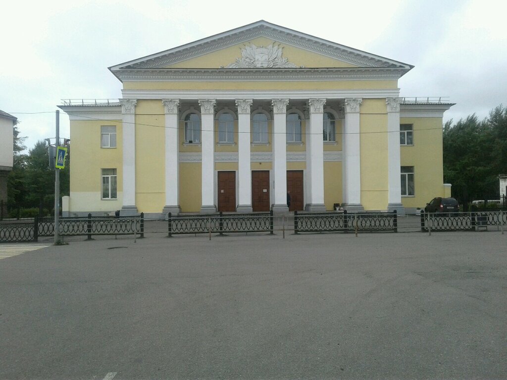 Дом культуры ДК Железнодорожников им. Гагарина, Нижний Тагил, фото