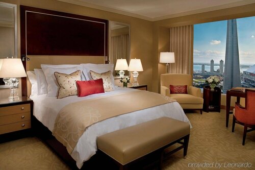 Внешний вид отеля The Ritz-Carlton, Toronto в Торонто, фото 2
