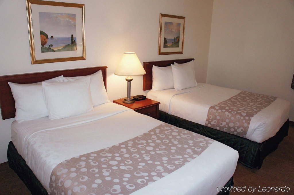 Фото La Quinta Inn & Suites by Wyndham Atlanta Roswell