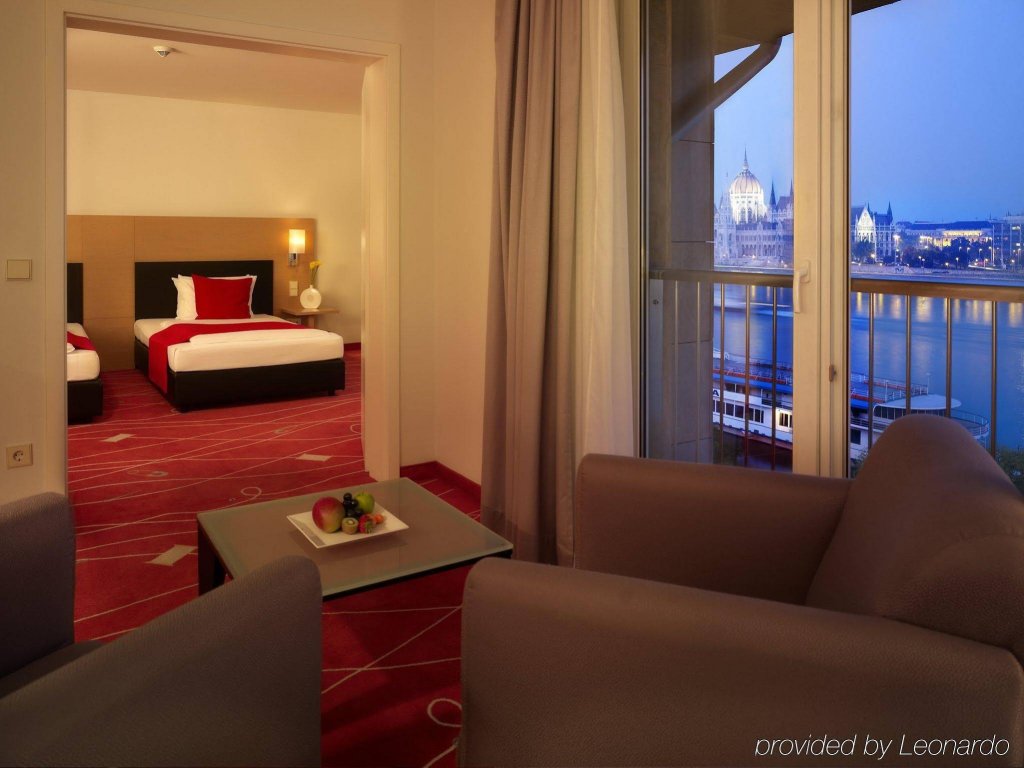 Фото Park Plaza Budapest