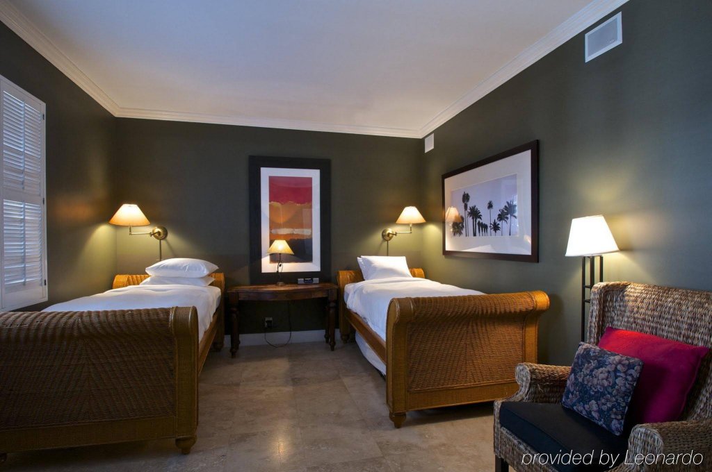 Фото Provident Luxury Suites Fisher Island