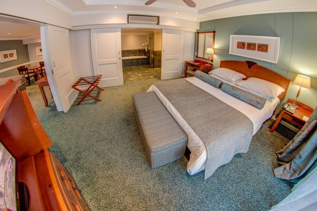 Фото Courtyard Port Elizabeth