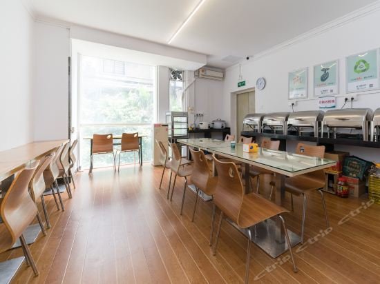 Фото Wenxing Hotel