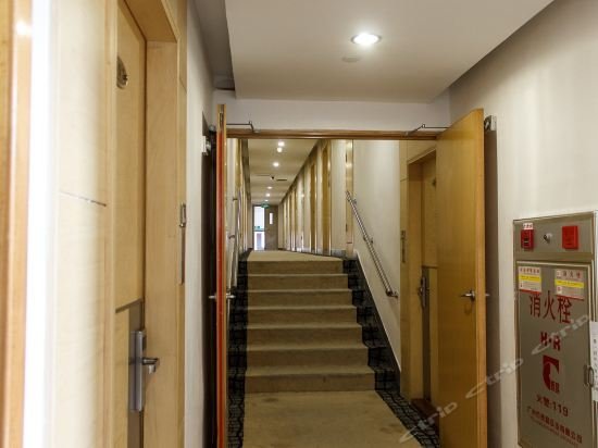 Фото Guang Dong Hotel