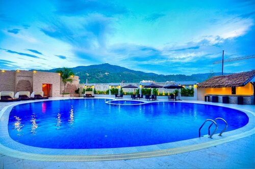 Гостиница Montana Grand