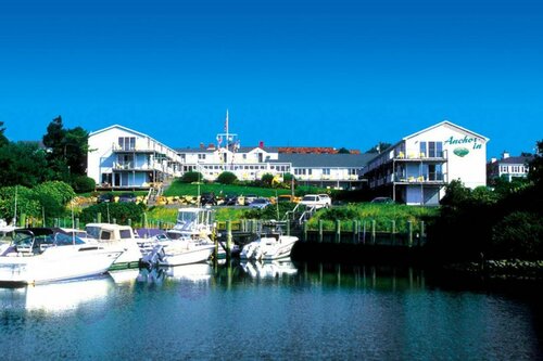 Гостиница Anchor In Distinctive Waterfront Lodging в Гианнисе