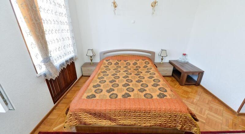 Фото Kutaisi Hotel California