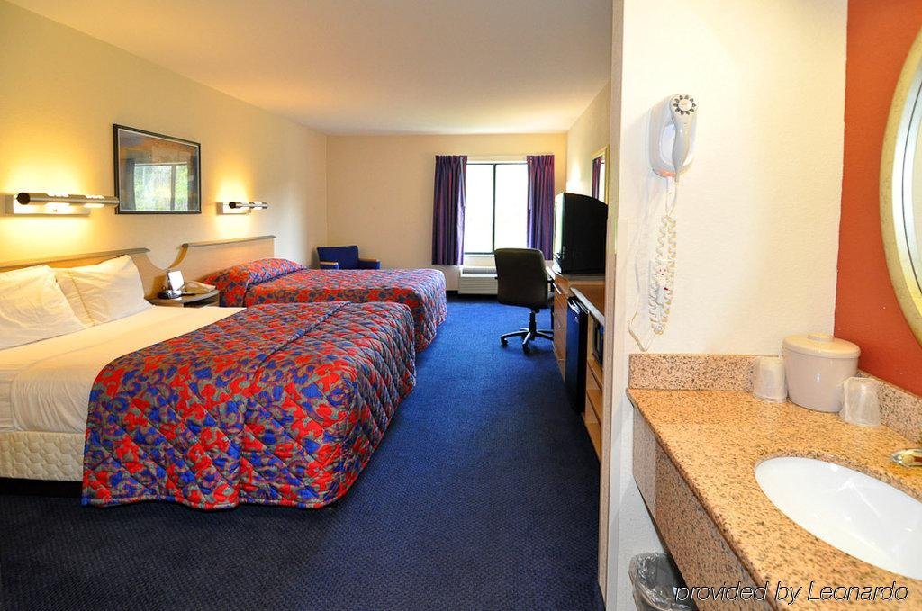 Фото Red Roof Inn Panama City