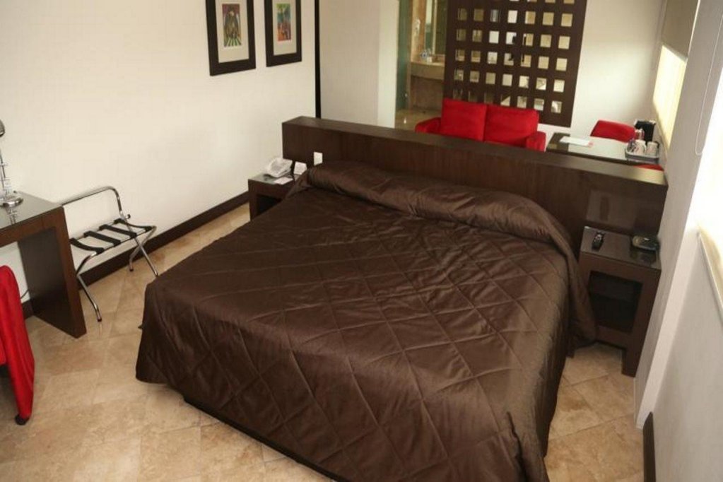 Фото We Hotel Aeropuerto