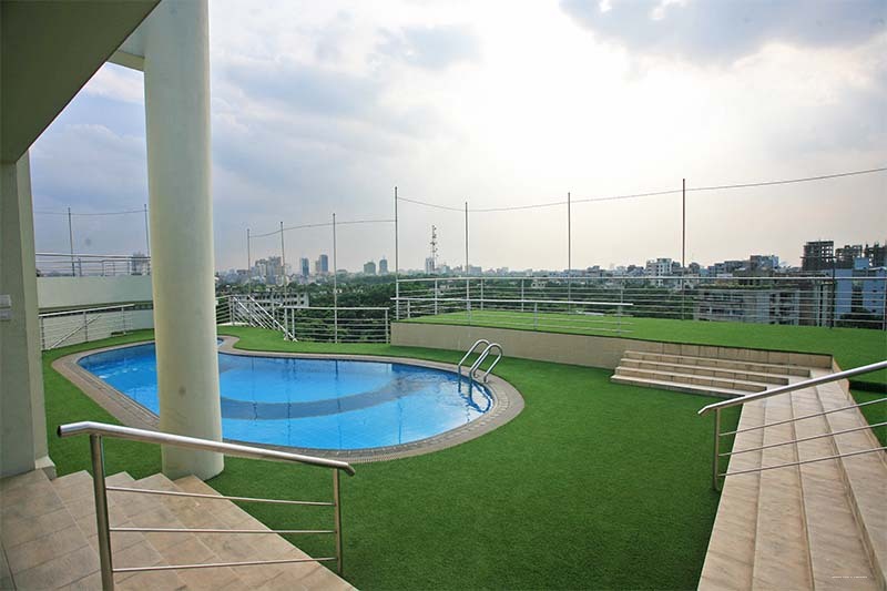 Фото Lakeshore Hotel & Apartments