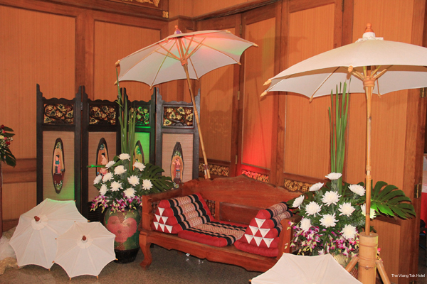 Фото The Viangtak Riverside Hotel