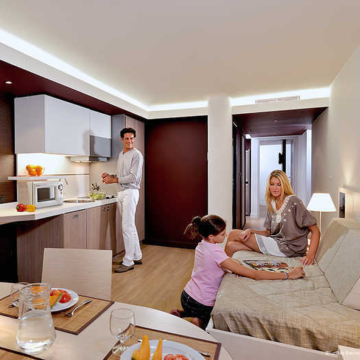 Фото Hotel BlueBay Banús