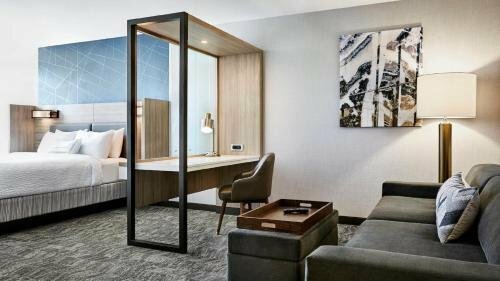 Гостиница SpringHill Suites by Marriott Newark Fremont