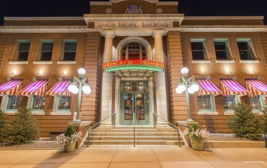 Фото отеля 1