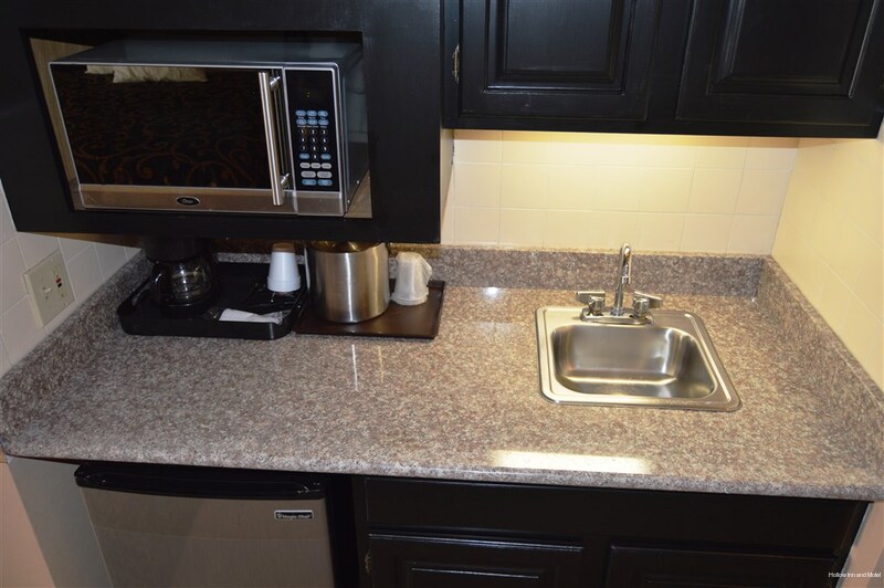 Фото Hollow Inn and Motel