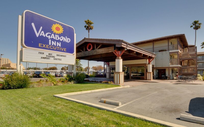 Фото Holiday Inn Express Santa Rosa North, an Ihg Hotel