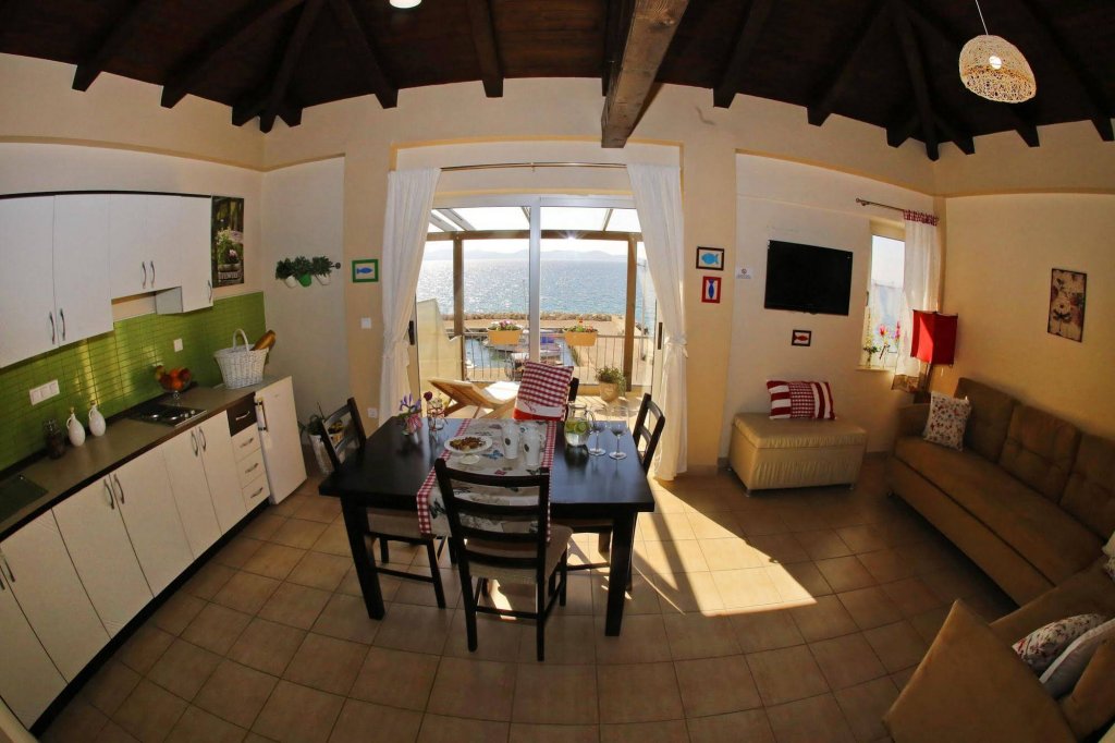 Фото Hotel Delfin