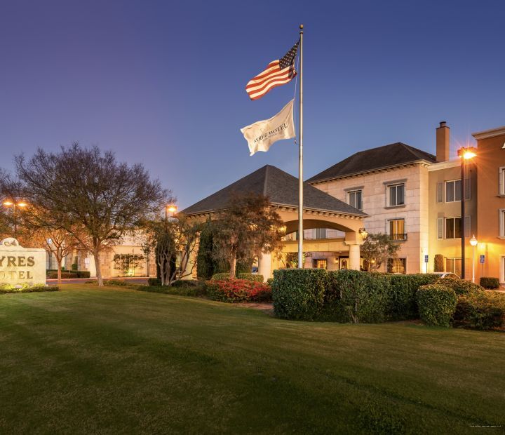 Фото Ayres Suites Yorba Linda