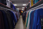 Clothing hypermarket Zahodi (Pobedy Boulevard, 38), clothing store