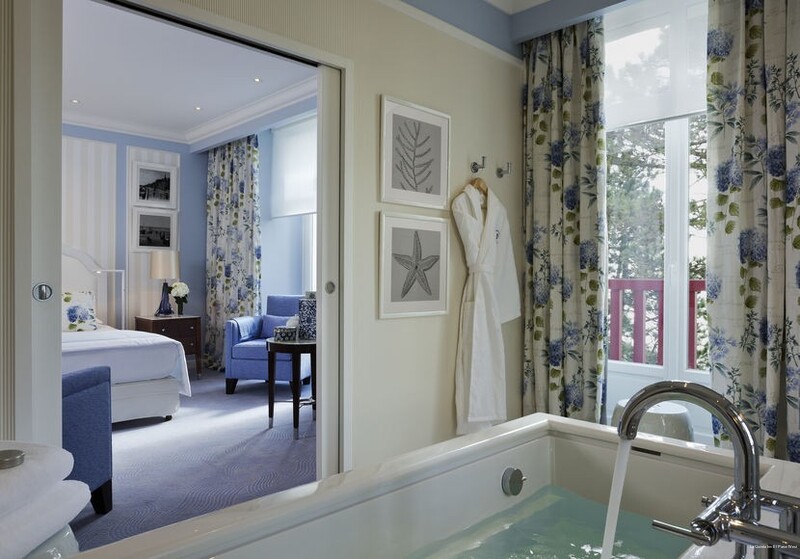 Фото Le Grand Hôtel Enghien-les-Bains