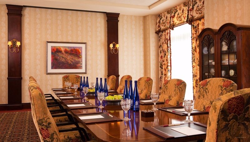 Фото Hotel Roanoke & Conference Ctr, Curio Collection by Hilton