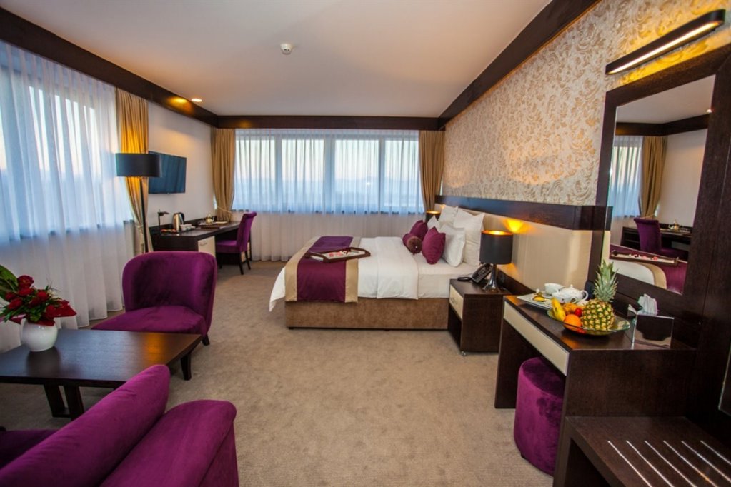Фото Malak Regency Hotel