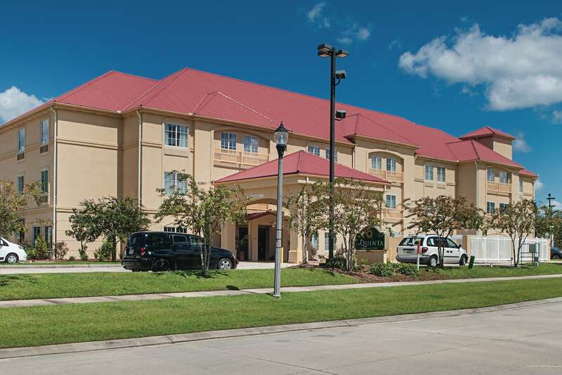 Фото La Quinta Inn & Suites by Wyndham Slidell - North Shore Area