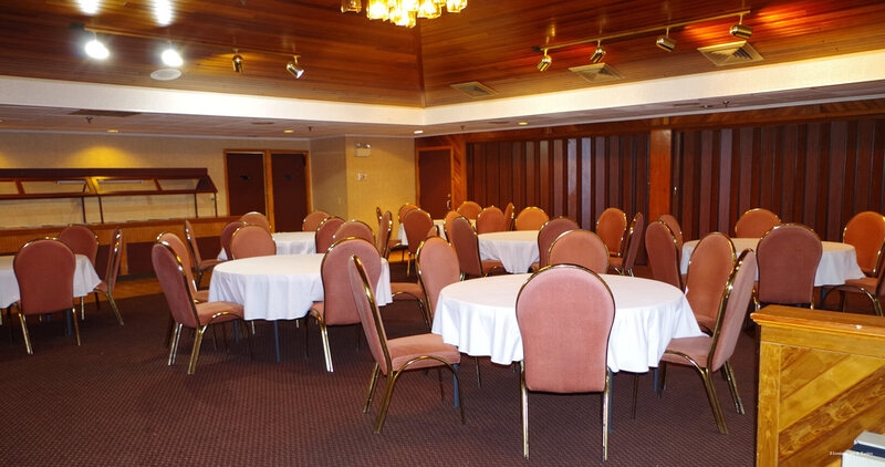 Фото Shiretown Inn & Suites