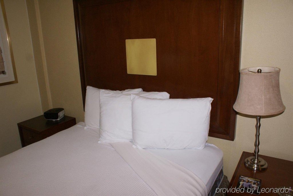 Фото Holiday Inn Express Dallas Downtown, an Ihg Hotel