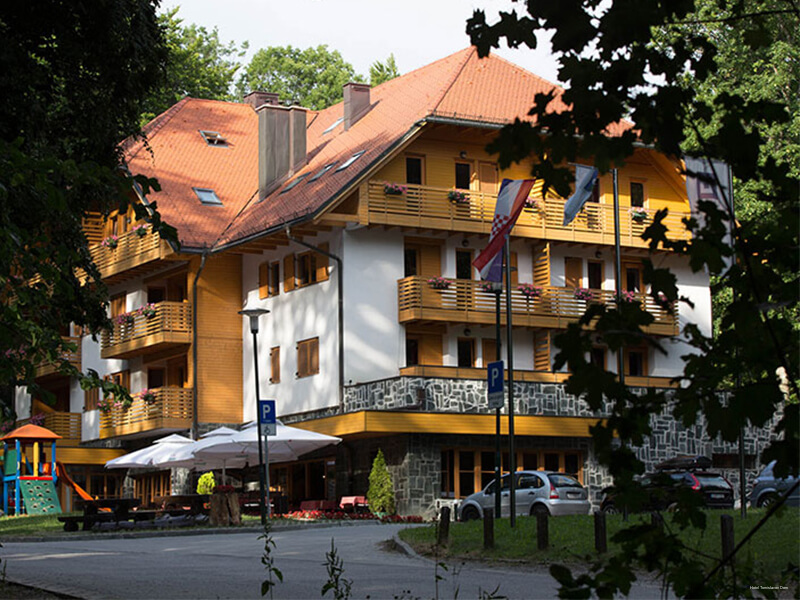 Фото Hotel Tomislavov Dom