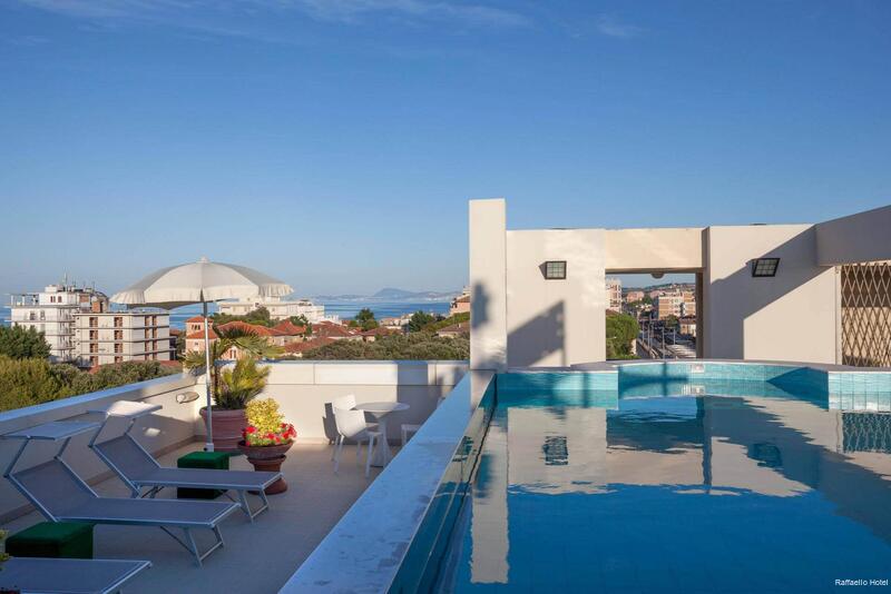 Фото Raffaello Hotel
