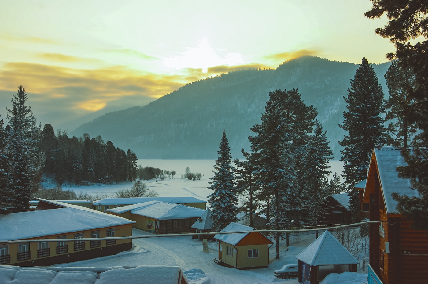 Фото Горное озеро