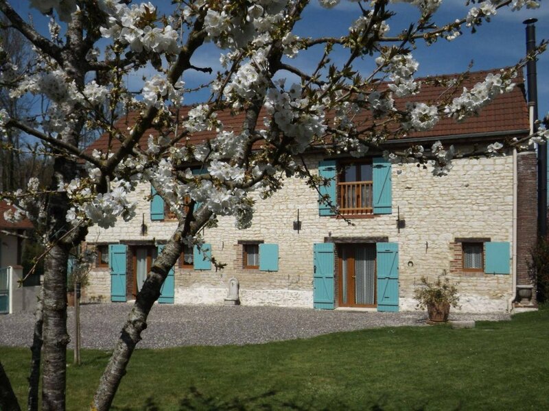 Гостиница Chambres D'hôtes Le Clos Poli