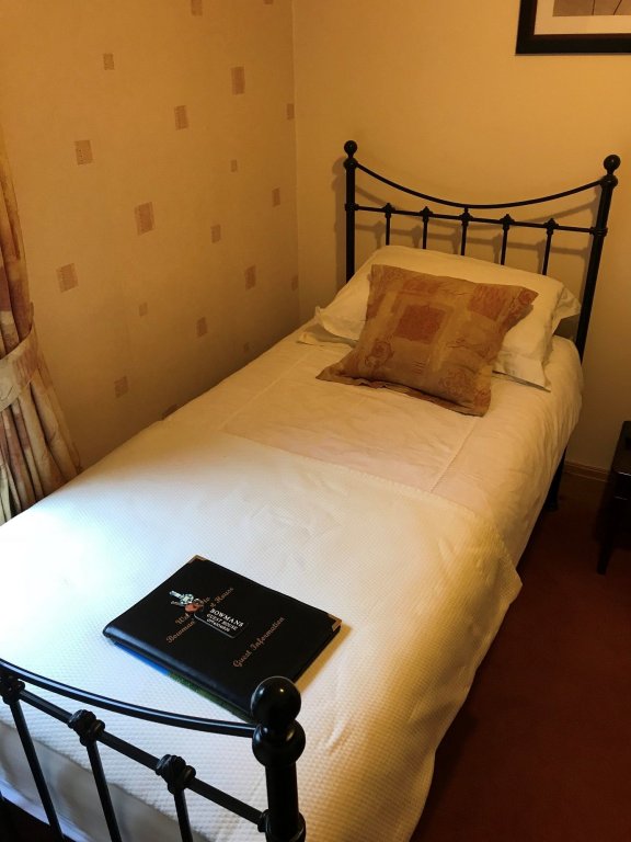 Фото Bowman's Guesthouse