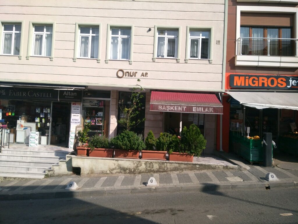 Emlak ofisi Başkent Emlak, Üsküdar, foto