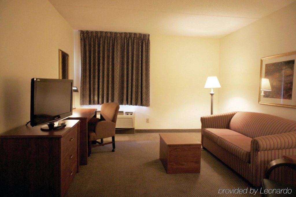 Фото La Quinta Inn & Suites by Wyndham Atlanta Roswell