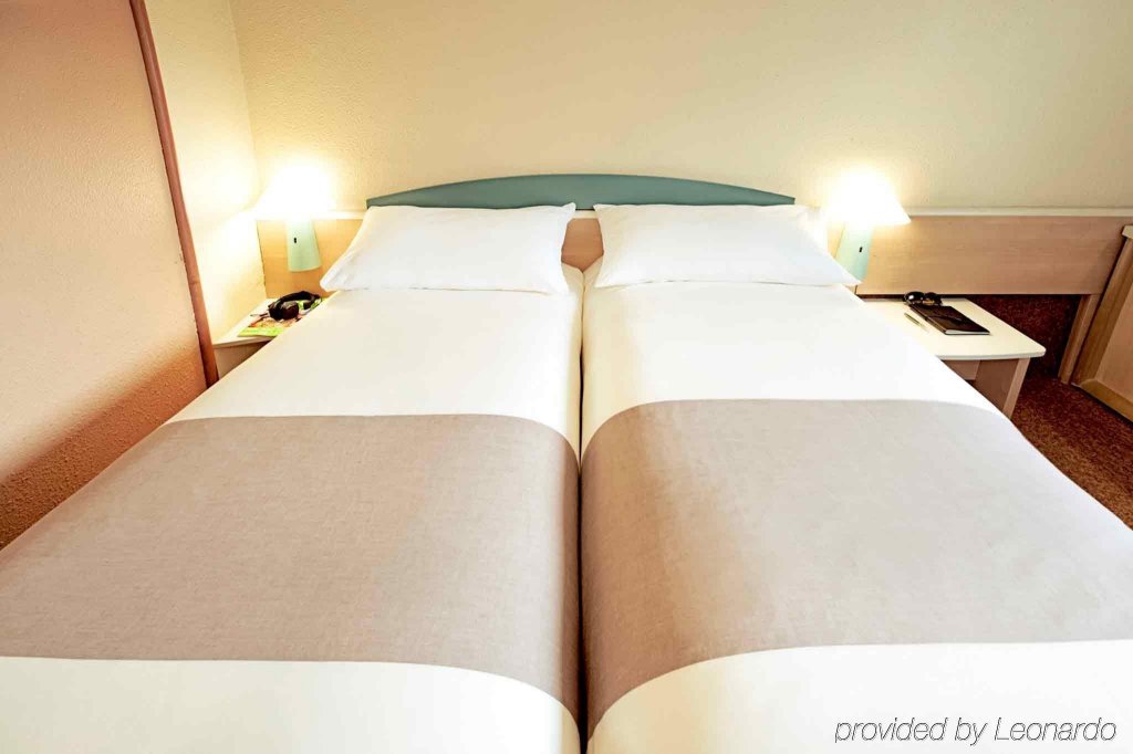 Фото Ibis Den Haag City Centre