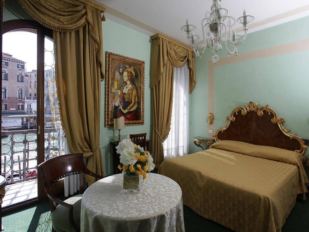 Фото Hotel Marconi