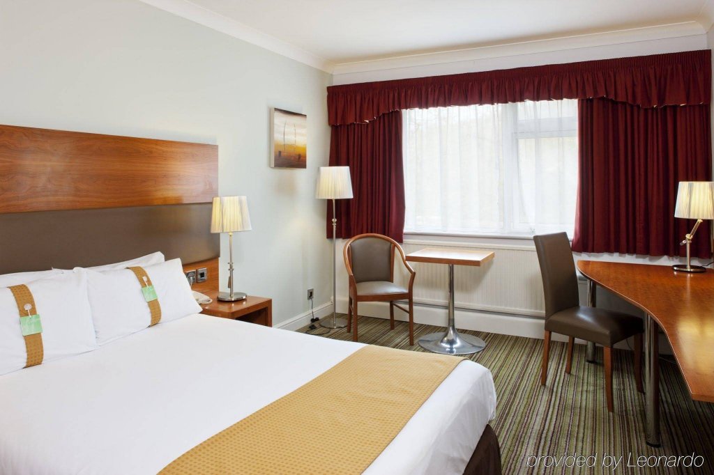 Фото Holiday Inn Newport, an Ihg Hotel