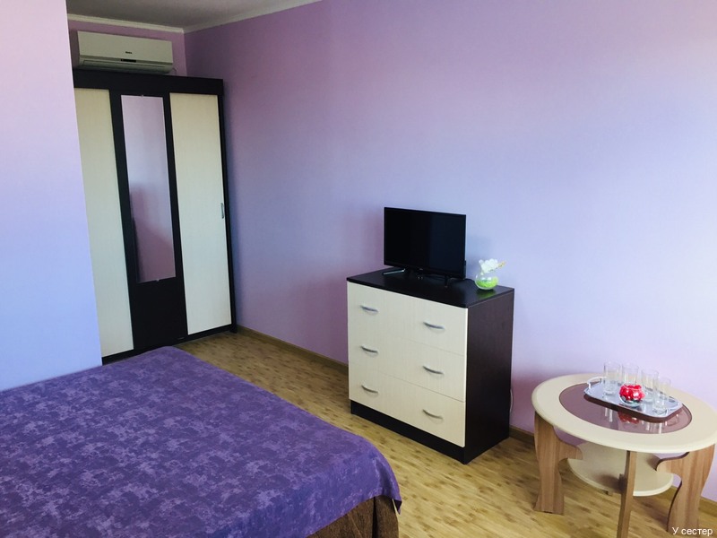 Фото У сестер