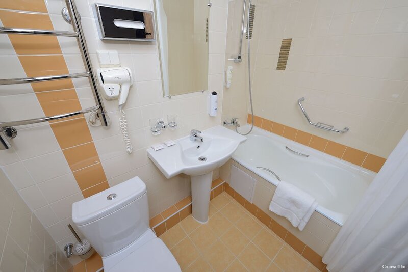 Фото Cronwell Inn Стремянная