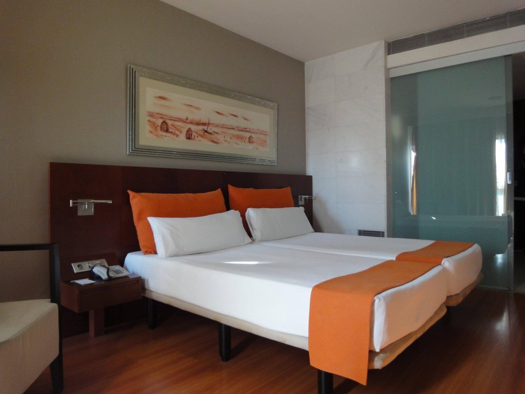 Фото Eurohotel Barcelona Gran VIA Fira