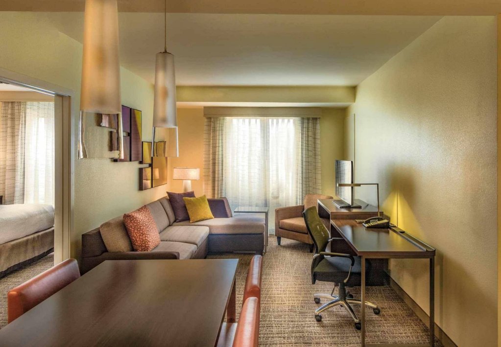 Фото Residence Inn by Marriott Charlottesville Downtown