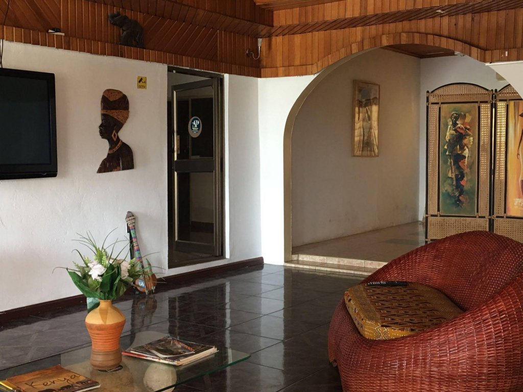 Фото Asantewaa Premier