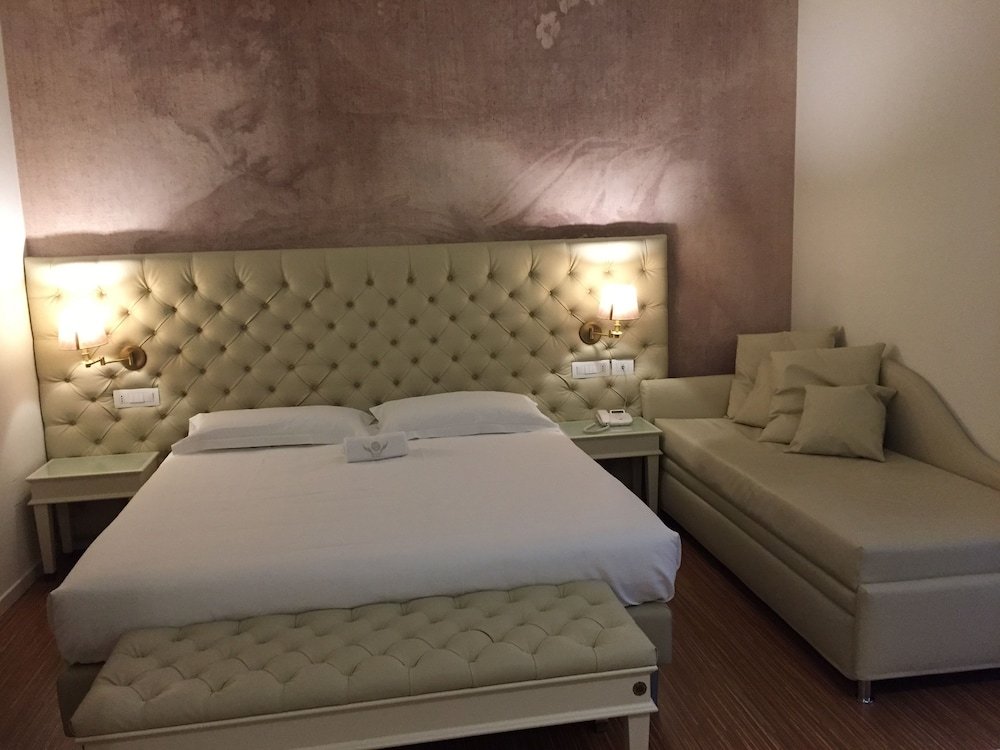 Фото Rosa Purpurea Hotel