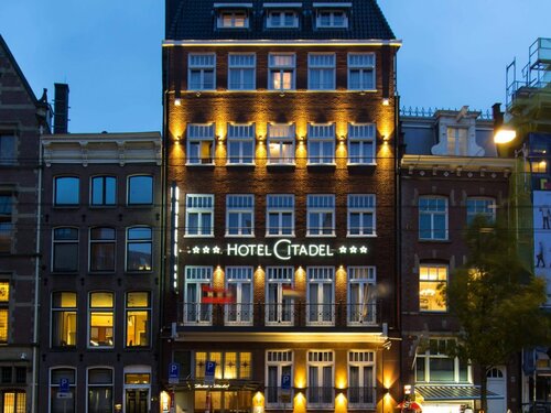The Highlander Hotel