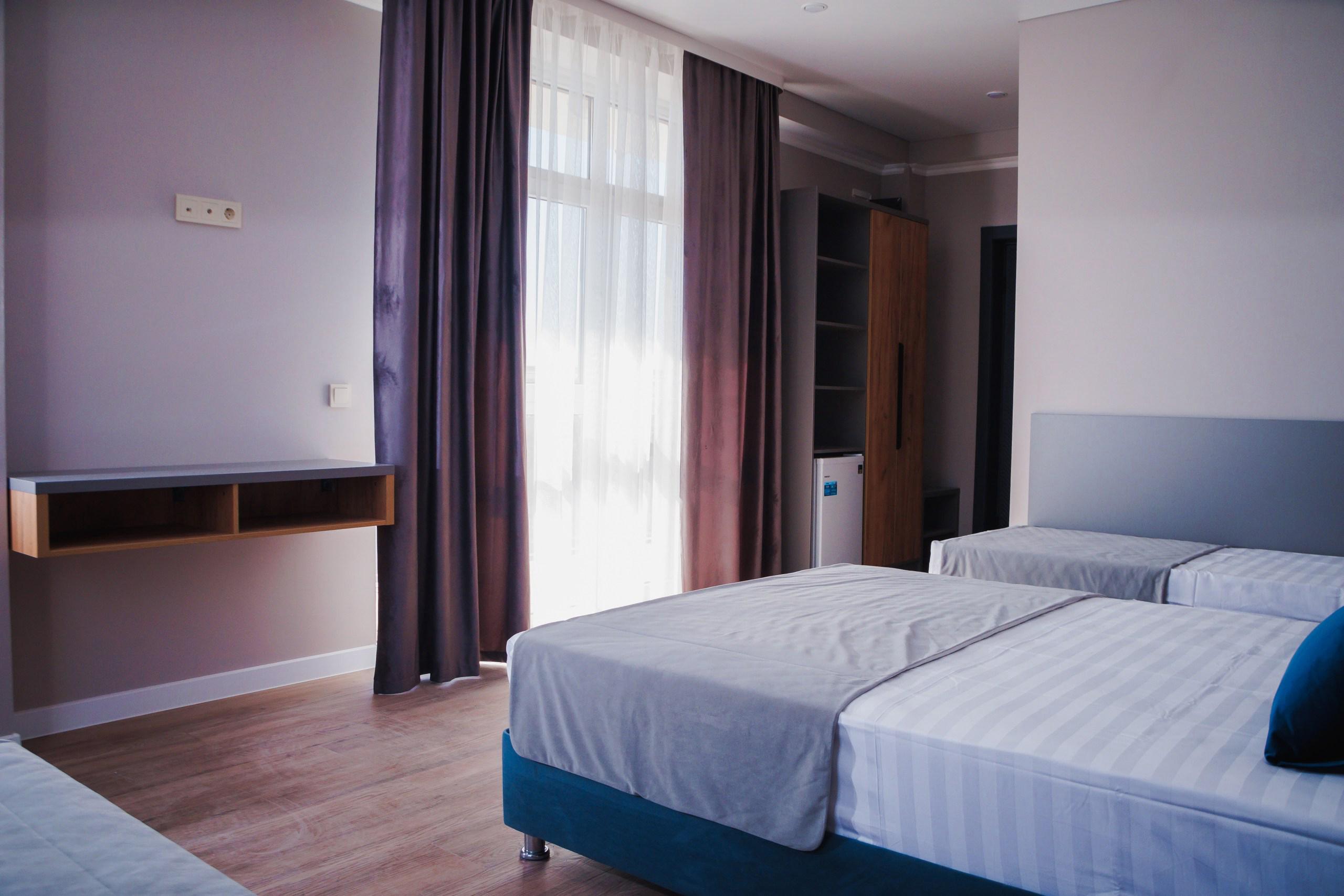 Фото Филоксения